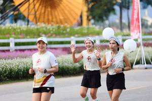 BIB: 
                            <button type="button" onclick="openModal(27851834)" class="btn btn-primary btn-sm float-right btn-popup" data-toggle="modal" data-target=".modal-high-quality">
                        <i class="fas fa-shopping-cart"></i> Add to Cart
                    </button>
                                            <button type="button" onclick="isThisMe(27851834, true)" class="btn btn-success btn-sm float-right btn-popup btn-isme hidden" data-toggle="tooltip" data-placement="bottom" title="นี่คือรูปของคุณใช่ไหม คลิกที่นี่เพื่อเอาเข้าอัลบั้ม">
                        <i class="fas fa-plus"></i> Add to album
                    </button>
                    <button type="button" onclick="isThisMe(27851834, false)" class="btn btn-warning btn-sm float-right btn-popup btn-isnotme hidden">
                        <i class="fas fa-ban"></i> Remove from album
                    </button>